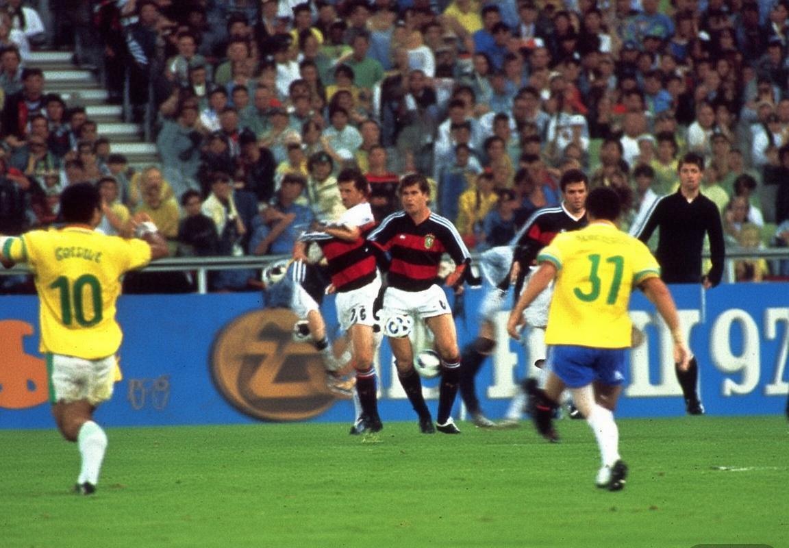 巴西德国足球巅峰对决：激情与理性的较量(图1)